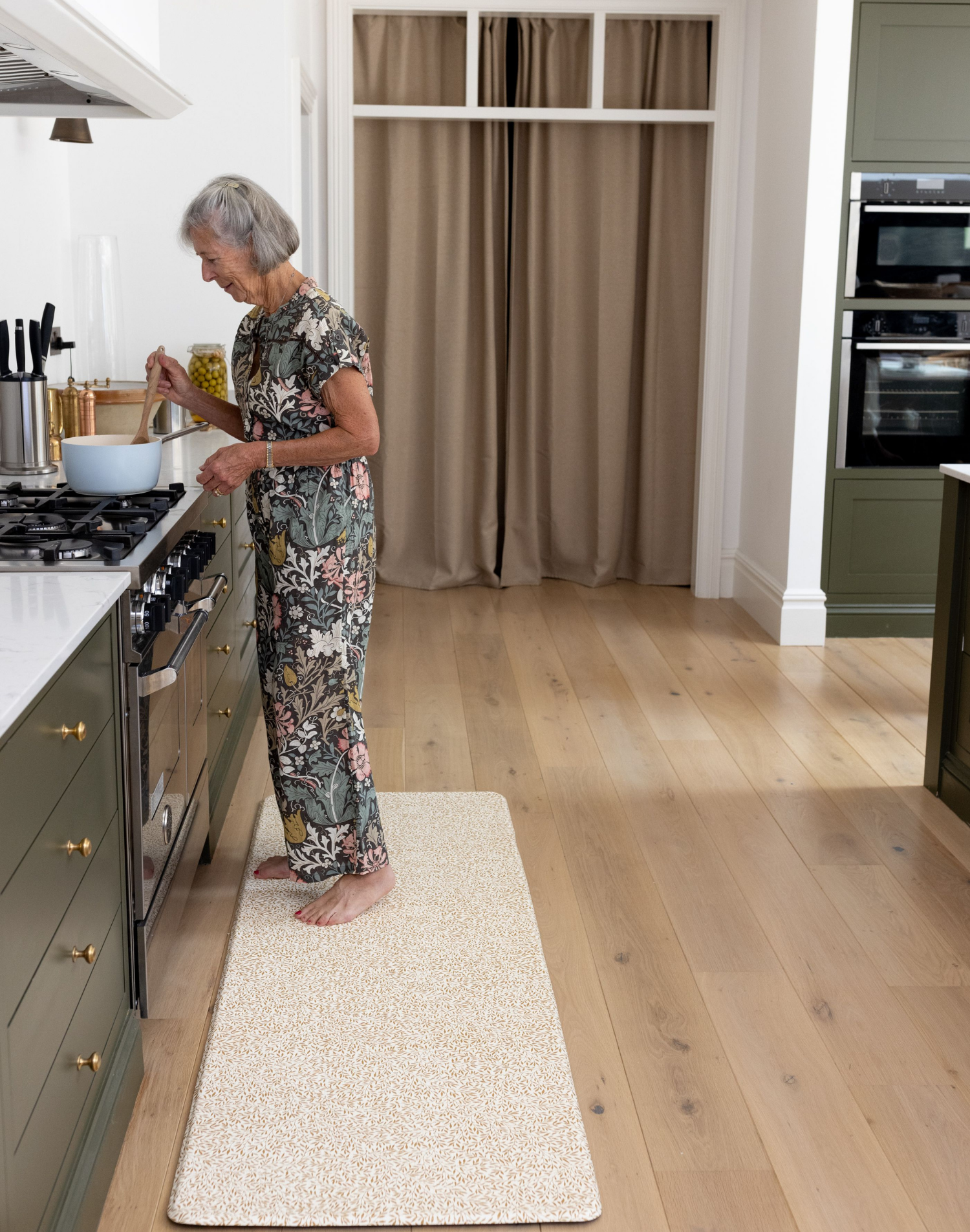 pretty play mat runner for kitchen standing mat for parents, granny or baby to enjoy the supportive padded foam mat waterproof and easy to clean shown here in morris& co standen print